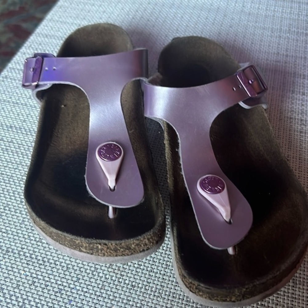 Kids Birkenstock Gizeh Sandals Size .. see photos